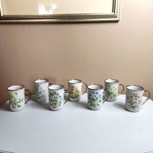 VTG 70s Takahashi (Set of 8) Speckled Stoneware Wildflower Designs Coffee Cups